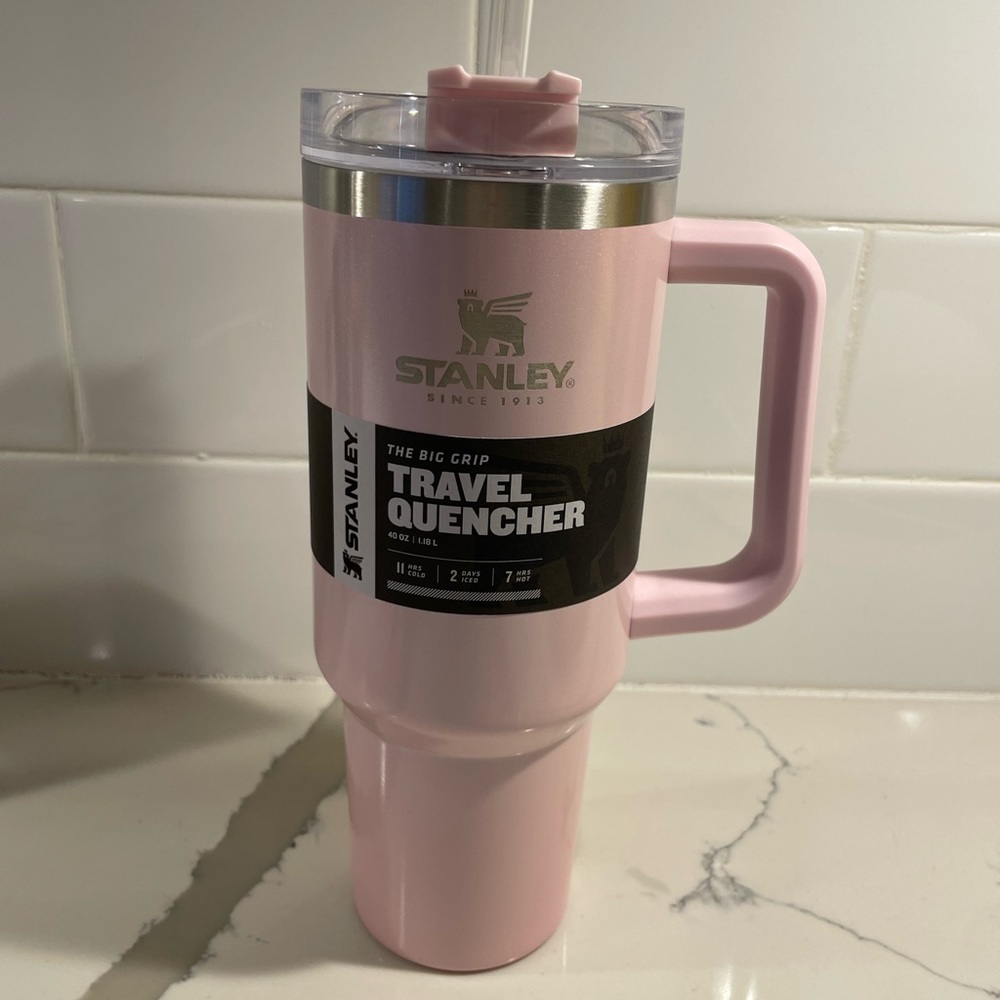 Stanley 40 oz tumbler parfait pearlescent pink